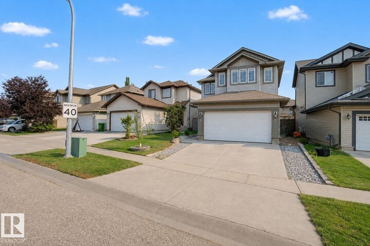 Property Photo:  5 Cypress Link  AB T8L 0H2 