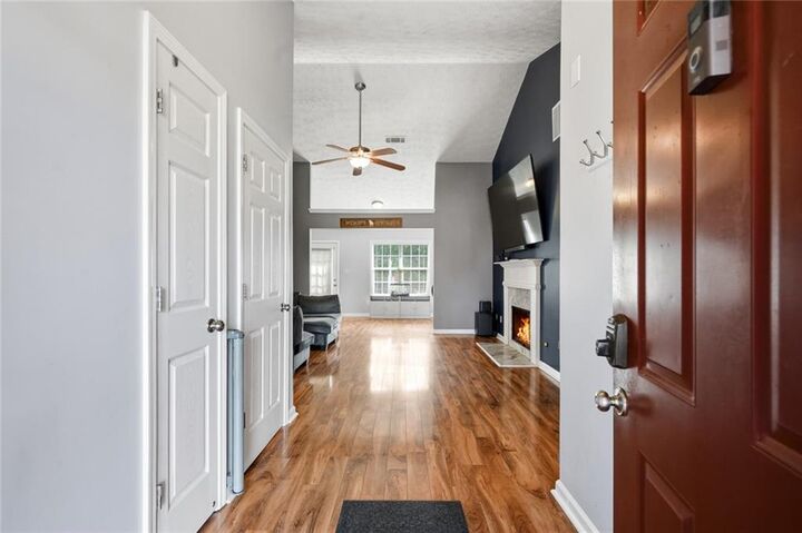 Property Photo:  1684 Amhearst Walk Road  GA 30043 
