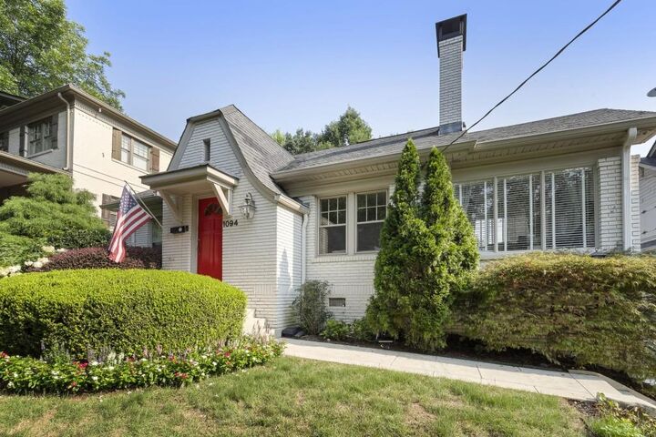 Property Photo: 1094 Virginia Avenue GA 30306