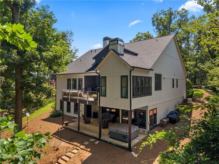 Property Photo: 6014 Warpath Road GA 30542