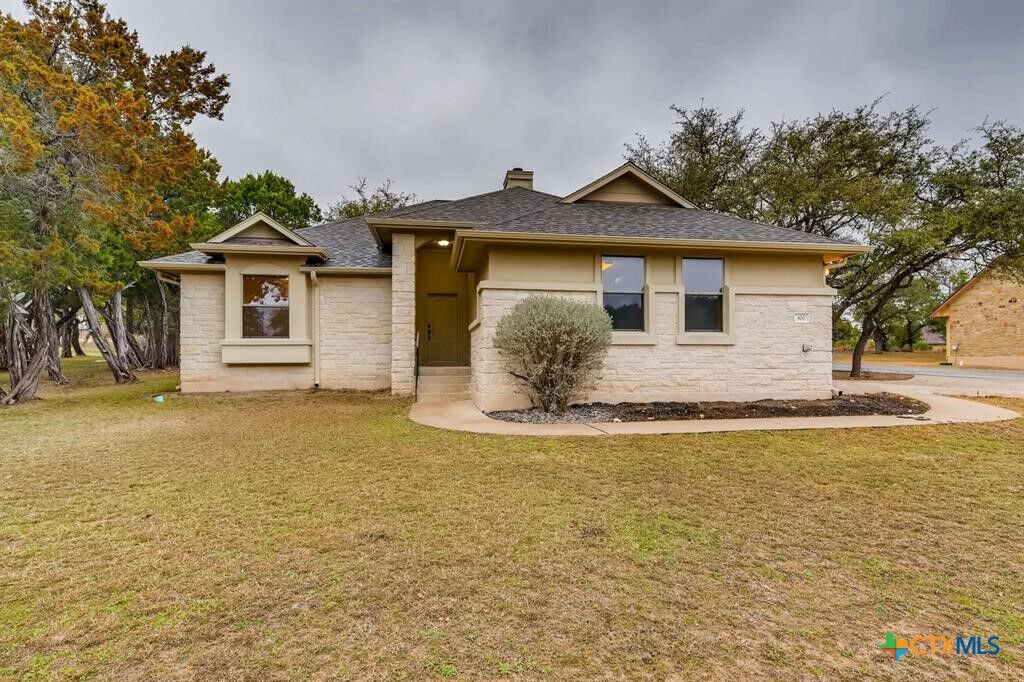 Property Photo: 300 Venture Boulevard TX 78645