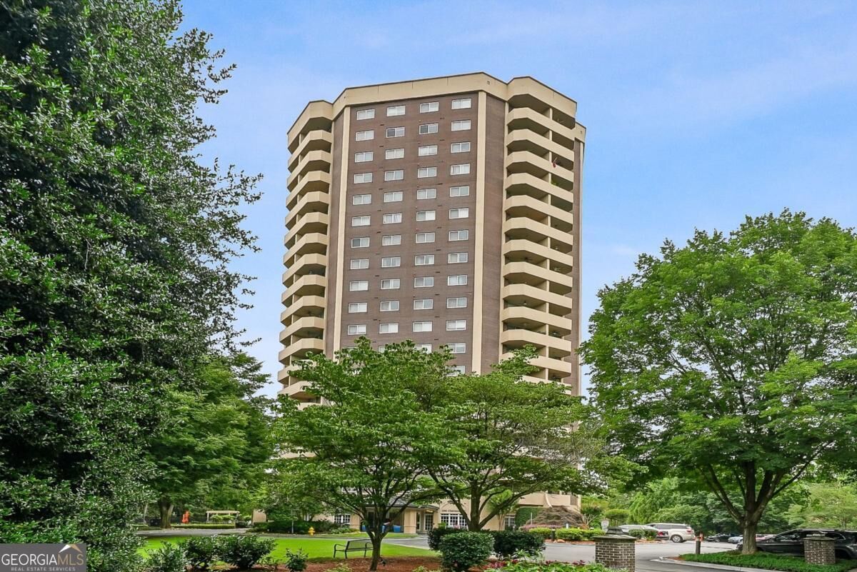 Property Photo:  1501 Clairmont Road 822  GA 30033 