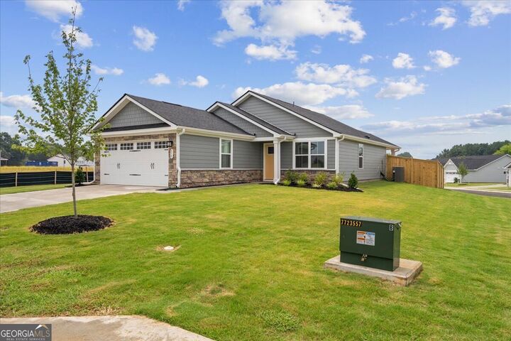 Property Photo: 358 Oakleigh Drive GA 30701
