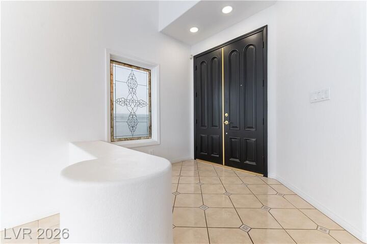Property Photo:  2208 Bay Hill Drive  NV 89117 