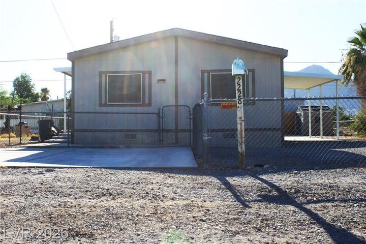 Property Photo: 2228 Castleberry Lane NV 89156