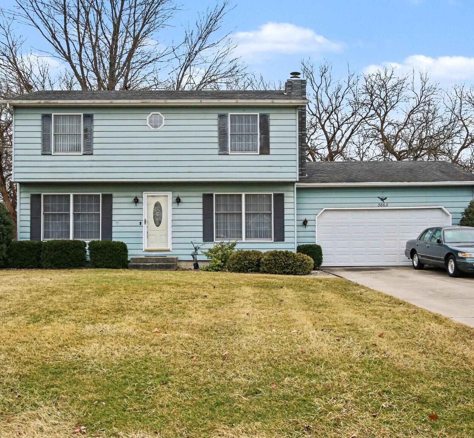 Property Photo: 3863 Kingsway Drive IN 46307
