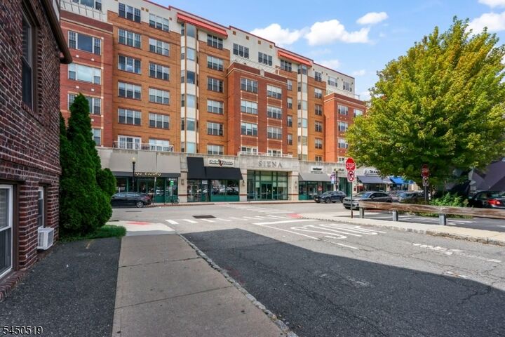 Property Photo:  48 S Park St 502  NJ 07042 