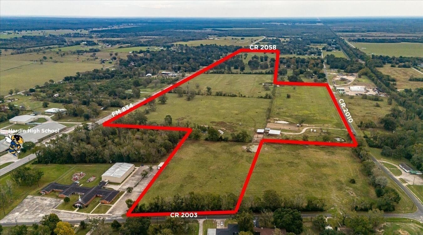 Property Photo:  391 County Road 2010  TX 77575 