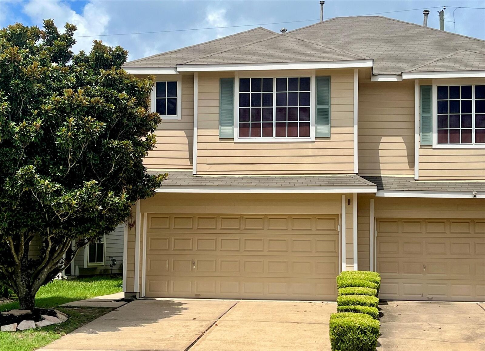 Property Photo: 6111 Morningshire Lane TX 77084