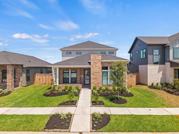 Property Photo:  2718 Cottage Place  TX 77459 