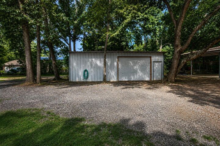 Property Photo: 112 Lone Pine Drive TX 77336