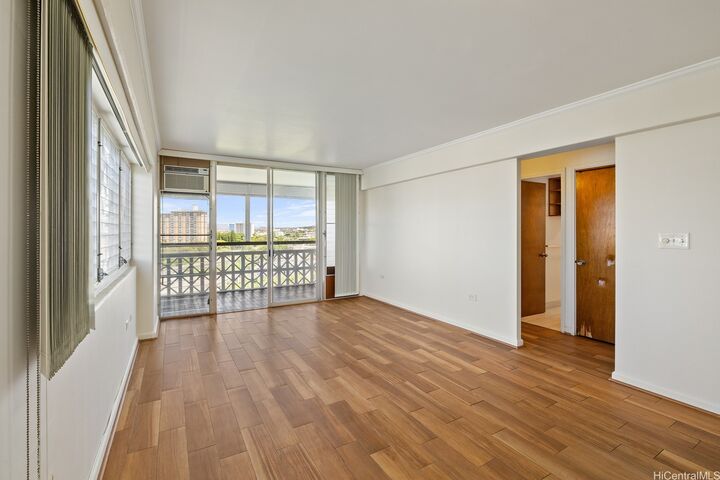 Property Photo:  1619 Kamamalu Avenue 311  HI 96813 