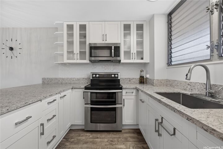 Property Photo:  2920 Ala Ilima Street 304  HI 96818 