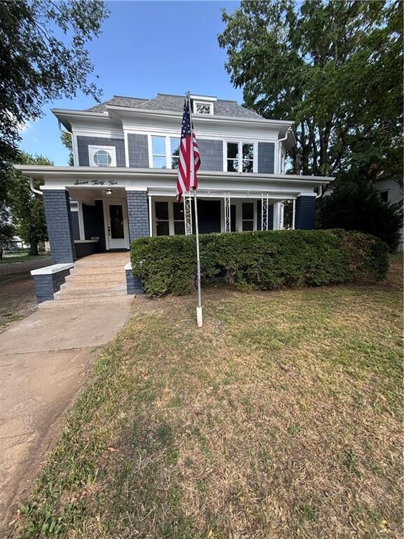 Property Photo:  735 S Crawford Street  KS 66701 