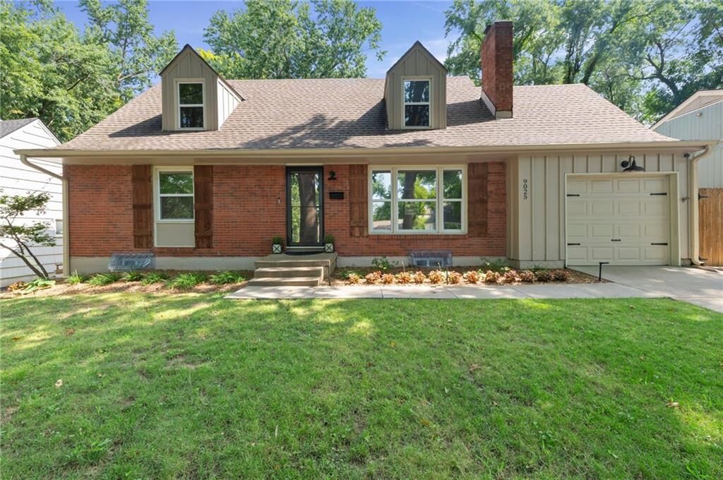 Property Photo:  9025 Holly Street  MO 64114 