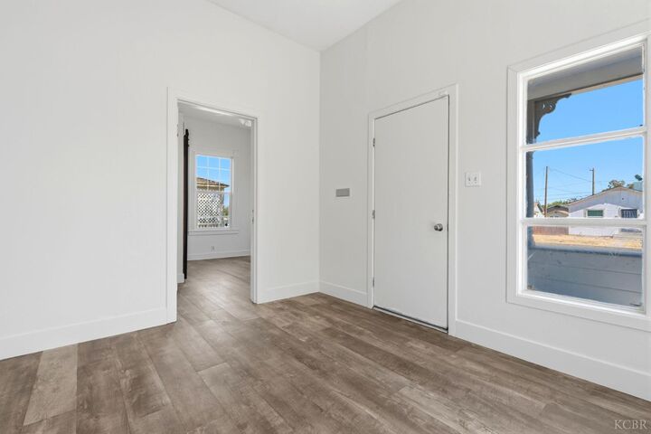 Property Photo: 413 Central Avenue CA 93230