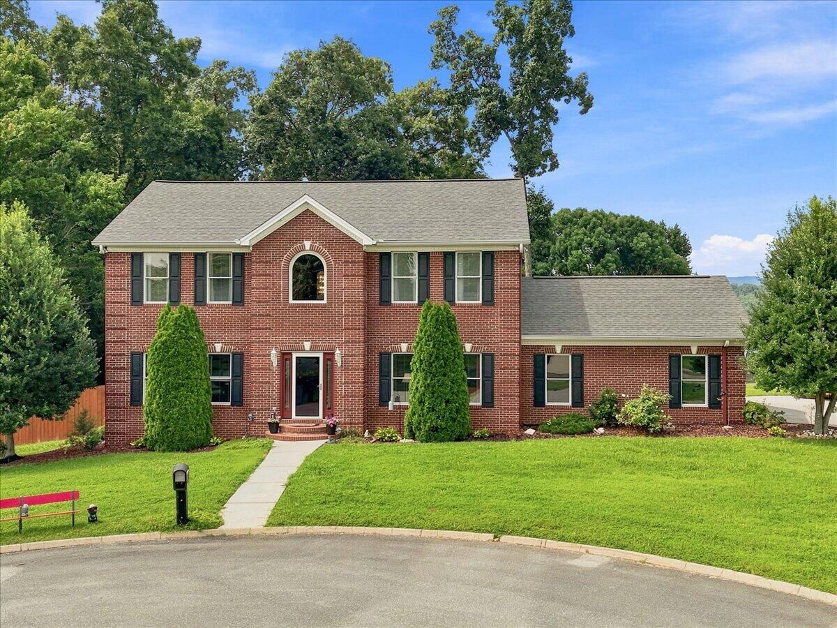 Property Photo: 4972 Cedar Cove Drive TN 37814