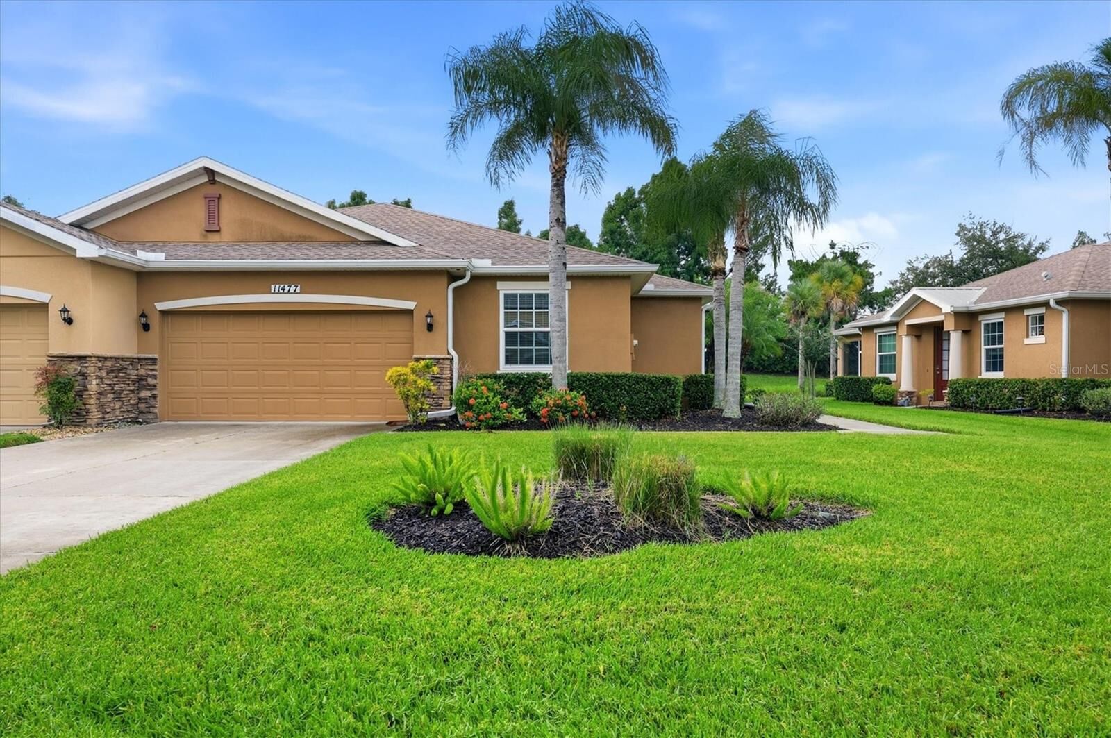 Property Photo: 11477 52nd Court E FL 34219