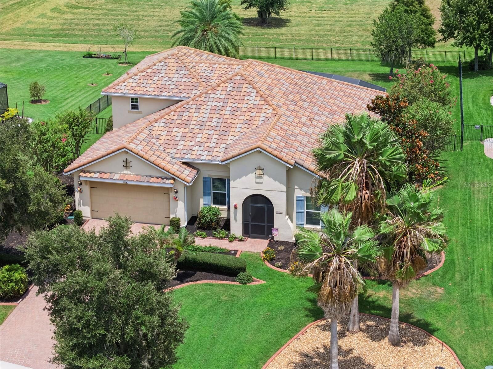 Property Photo:  1511 Gateway Lane  FL 34746 