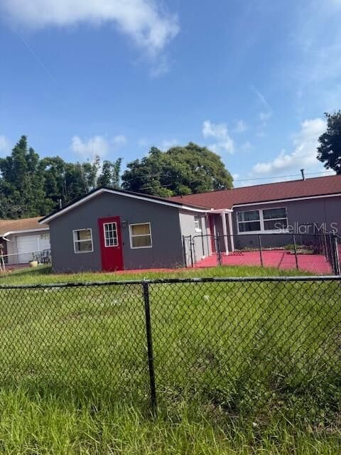 Property Photo: 388 Notre Dame Drive FL 32714