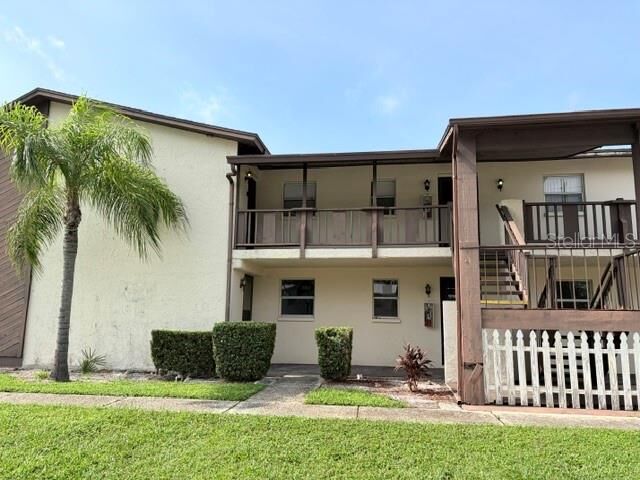 Property Photo:  5521 Bay Boulevard 101  FL 34668 