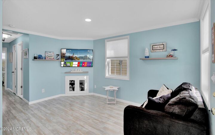 Property Photo:  222 Hiering Avenue  NJ 08751 