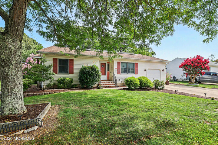 Property Photo:  133 W Holly Lane  NJ 08087 