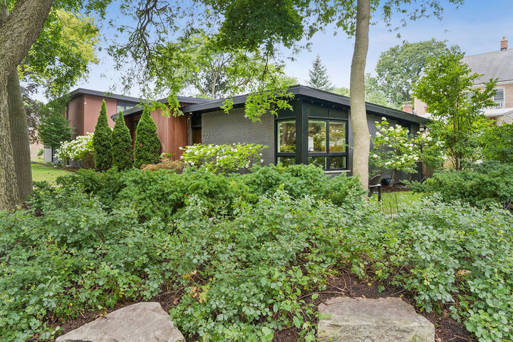 Property Photo: 1720 Washington Street IL 60202