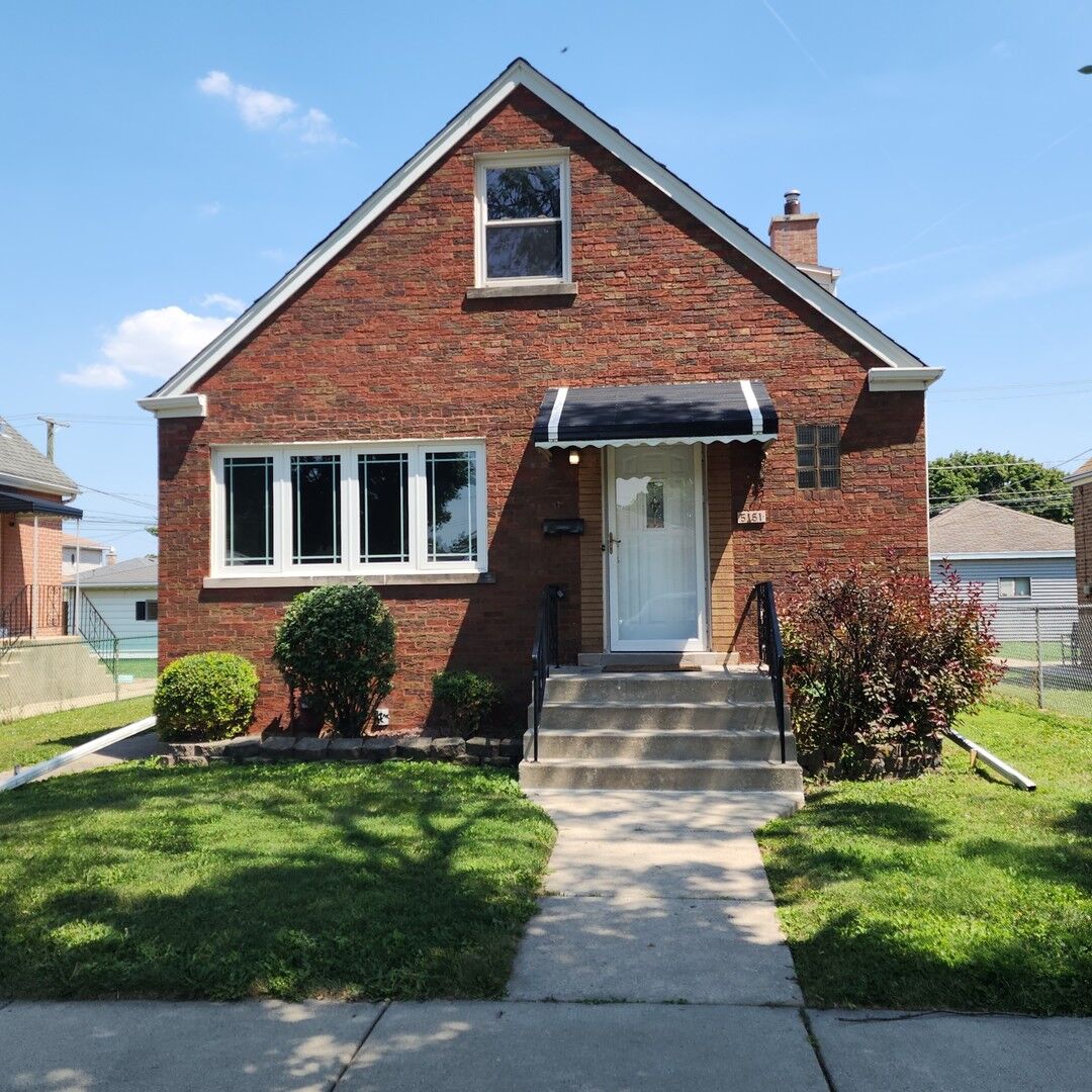 Property Photo: 5151 S Natchez Avenue IL 60638