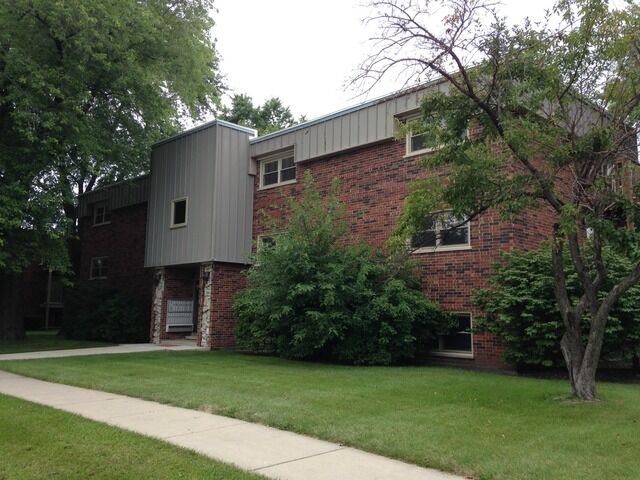 Property Photo:  5720 East Avenue 2A  IL 60525 