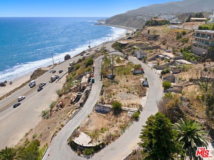 Property Photo:  17834 Porto Marina Way  CA 90272 