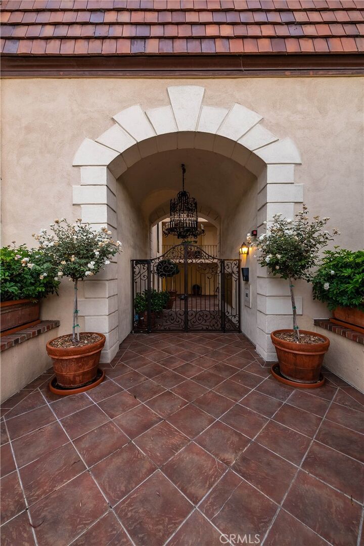 Property Photo: 2525 Via Campesina 304 CA 90274