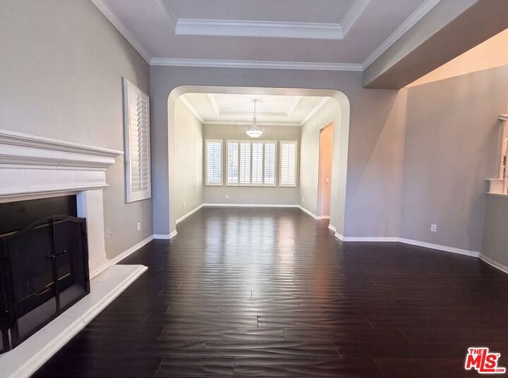 Property Photo: 25701 Chestnut Way CA 91381
