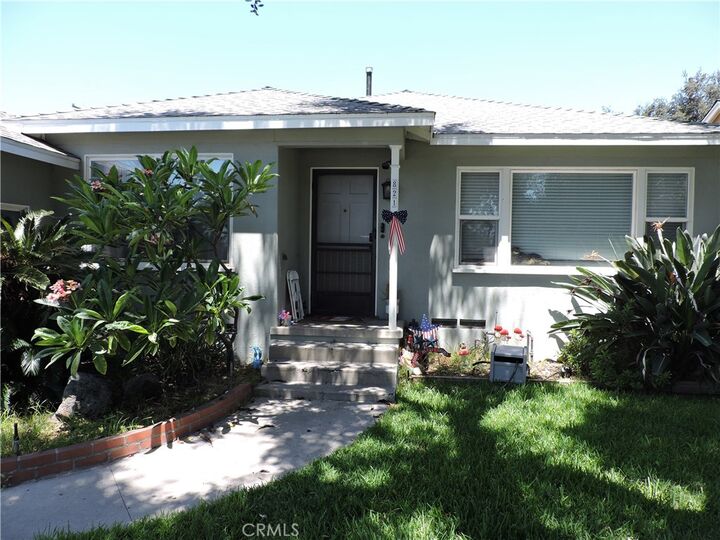 Property Photo:  821 Oakdale  CA 91016 