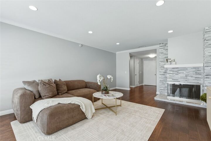 Property Photo:  9952 Effingham  CA 92646 