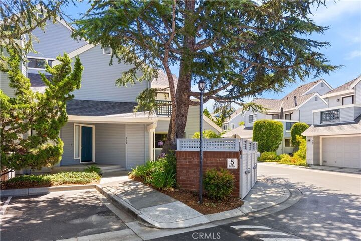 Property Photo:  470 Mountain Laurel Court  CA 94043 