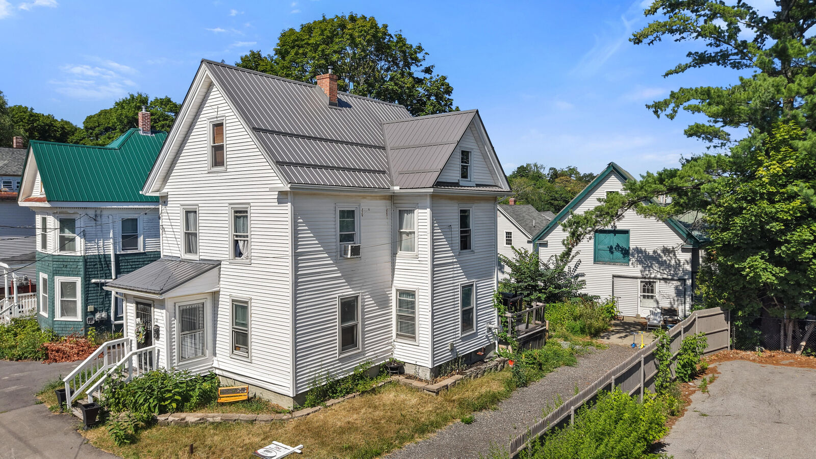 Property Photo:  13 Fruit Street  ME 04401 