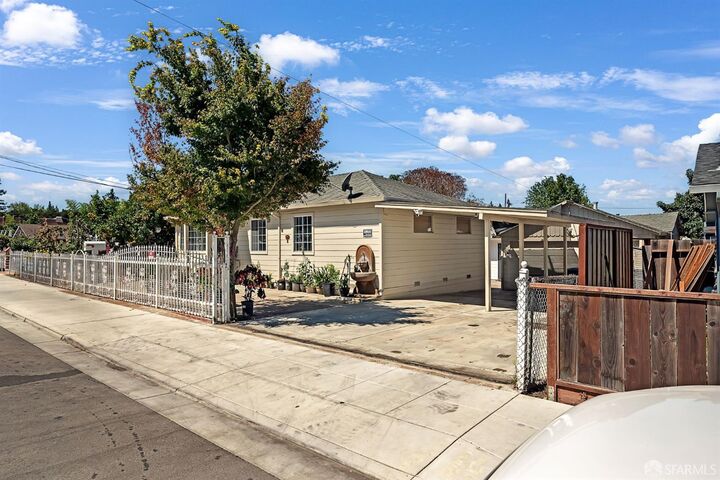 Property Photo:  2155 Addison Avenue  CA 94303 
