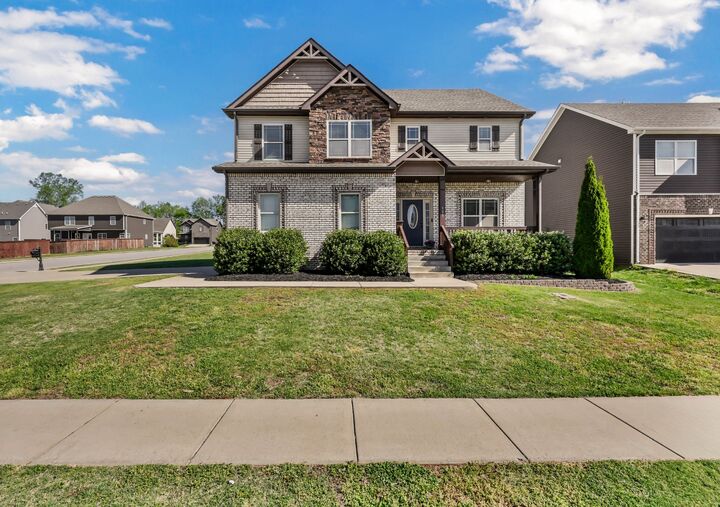 Property Photo: 109 Easton Dr TN 37043