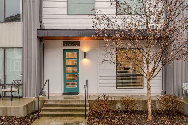 Property Photo:  415 Merritt Ave  TN 37203 