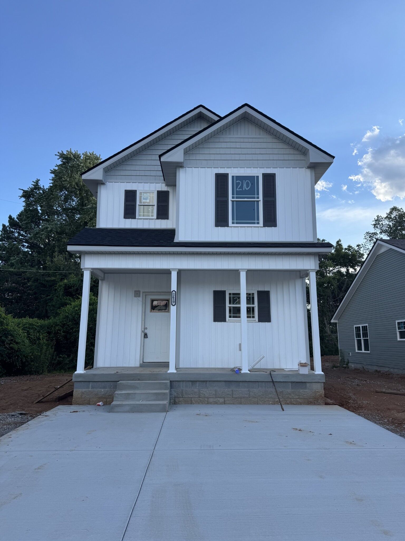 Property Photo: 2619 Scott Dr TN 37042
