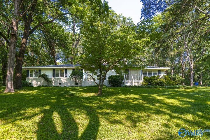 Property Photo: 8507 Louis Drive AL 35802