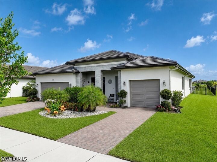 Property Photo: 5153 Julienne Road FL 34142