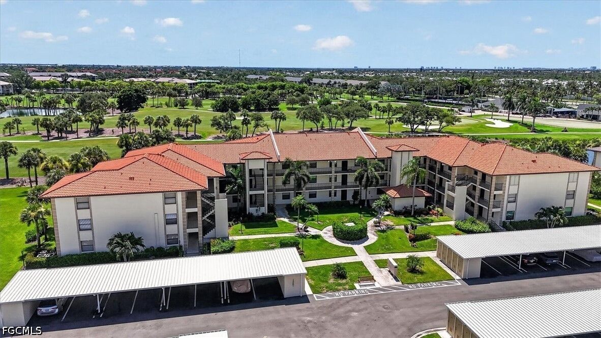 Property Photo: 12601 Kelly Sands Way 422 FL 33908