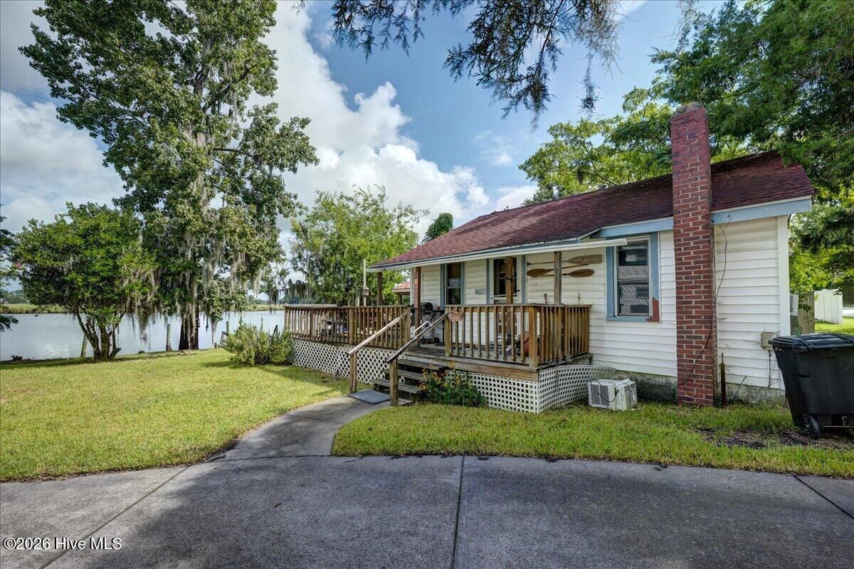 Property Photo: 1298 Brices Creek Road NC 28562
