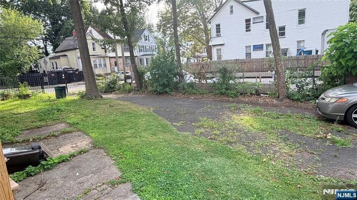 Property Photo:  38-40 Grove Terrace  NJ 07111 