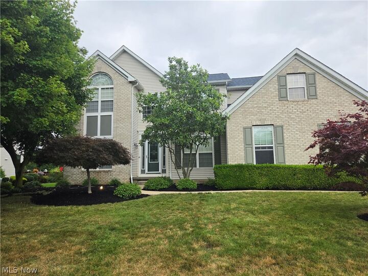 Property Photo:  1200 Cherokee Path  OH 44089 