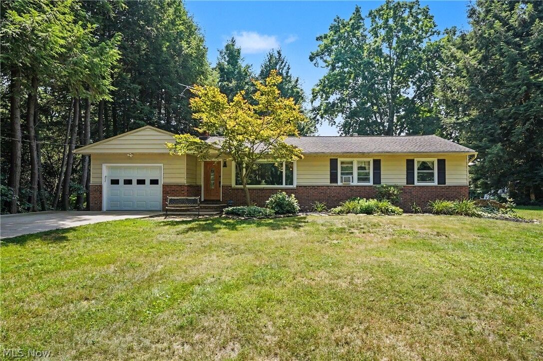 Property Photo: 38600 Berkshire Hills Drive OH 44094