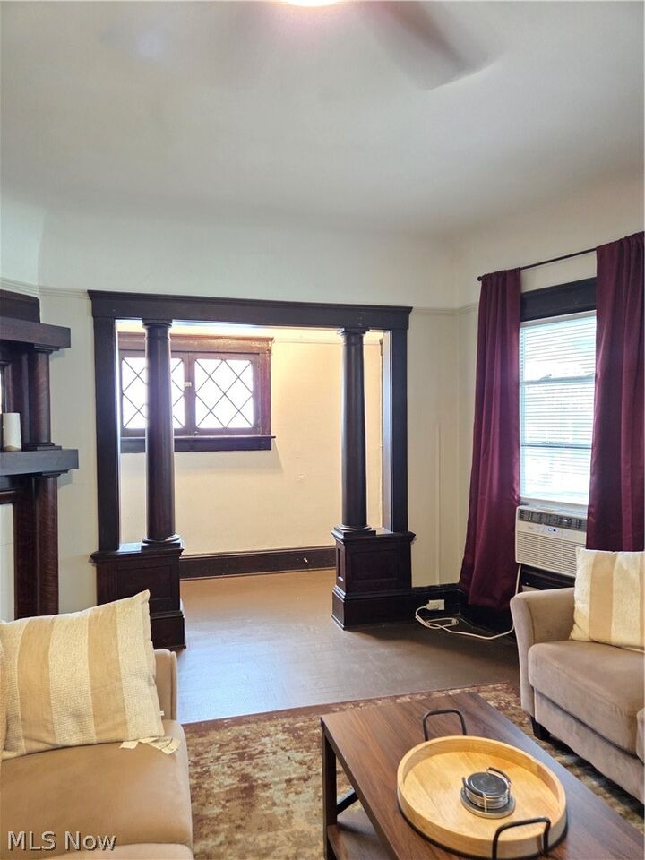 Property Photo: 1450 E 110th Street OH 44106
