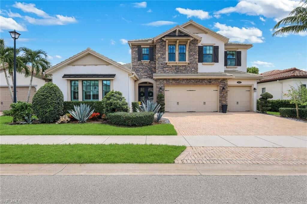 Property Photo:  9458 Greenleigh Ct  FL 34120 